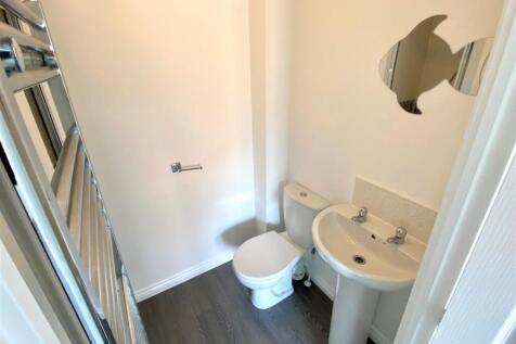 13 Littledale Row WC