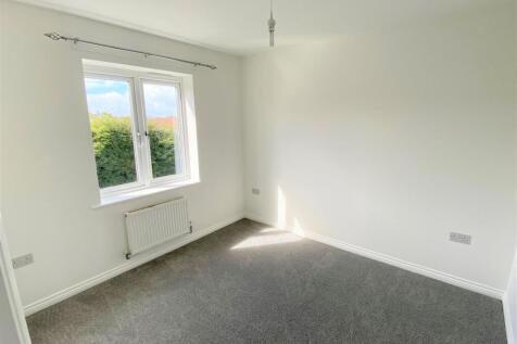 13 Littledale Row Bedroom 3