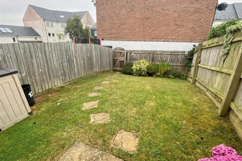 13 Littledale Row Garden