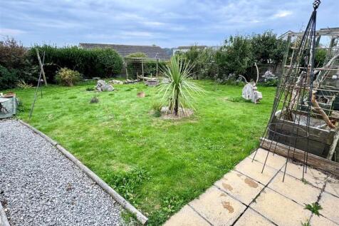 18 Whitegate Road Garden