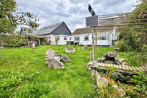 18 Whitegate Road Garden