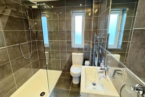 Caledonian House Bedroom 2 En Suite