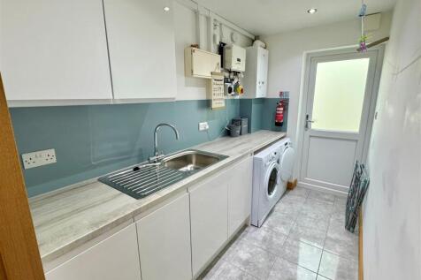 Caledonian House Laundry Room