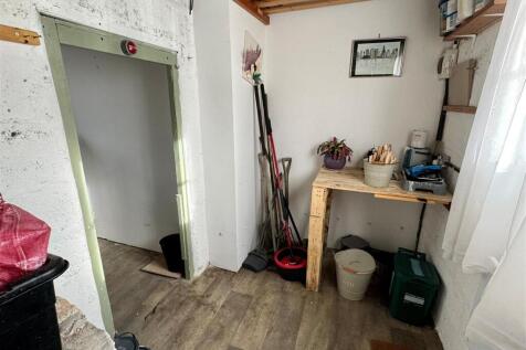 1 Menna Cottage Storage Area