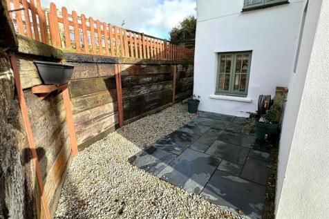 1 Menna Cottage Garden