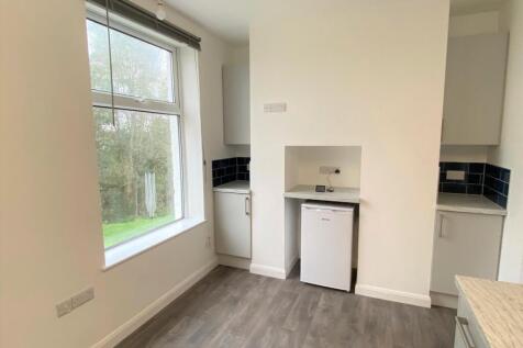 Lower Deck, 14 Headleigh Road Kitchen