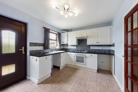 82 Meadowside Kitchen