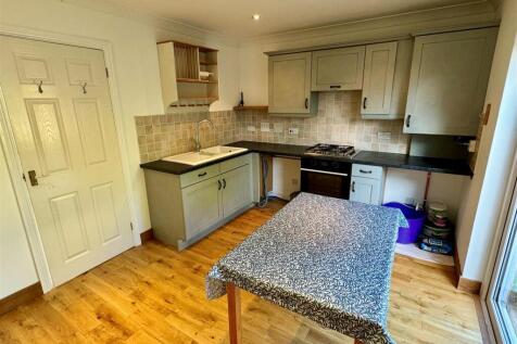 26 Bezant Place Kitchen