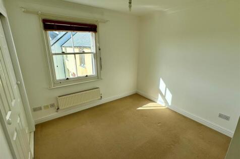 26 Bezant Place Bedroom 1