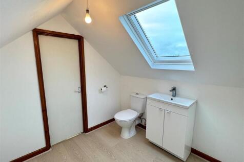 5a Parkland Close WC