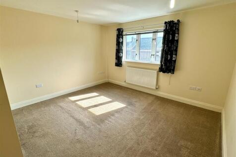 19 Bredon Court Bedroom 1