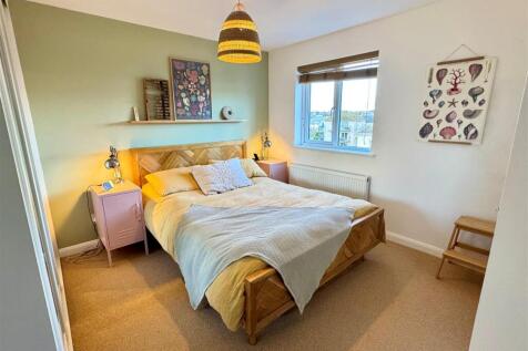 1 Penmerrin Court Bedroom 1