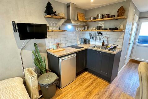 1 Penmerrin Court Ground Floor Kitchen