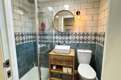 1 Penmerrin Court Ground Floor Shower Room