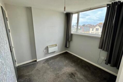 Flat 7, 36 Henver Road Lounge