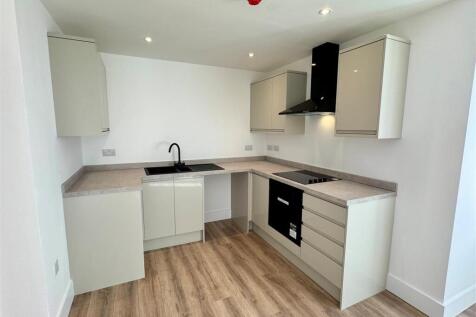 4 Tewyn Kitchen