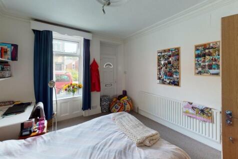 33-Cobden-View-Road-Bedroom(3).jpg