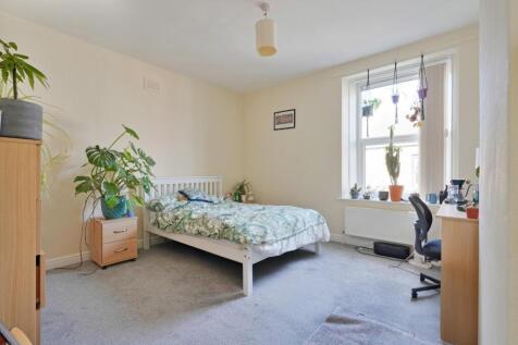 Bedroom 1, pic 1.jpg