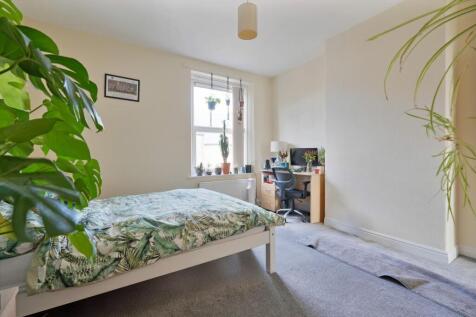 Bedroom 1, pic 2.jpg
