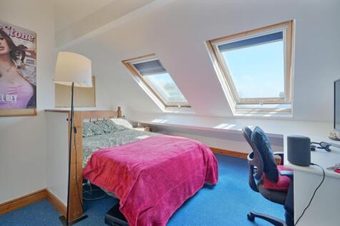Bedroom 5.jpeg