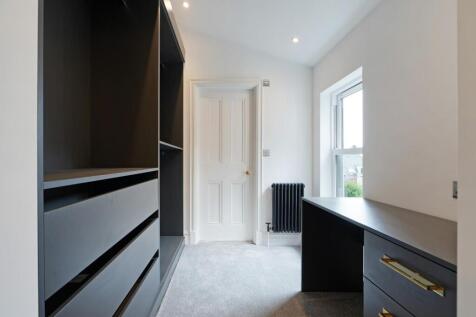 Master Bedroom dressing room.jpg