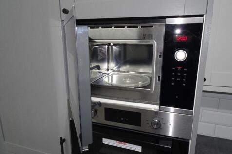 Integrated microwave.JPG