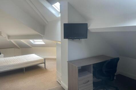 Bedroom 3.JPEG