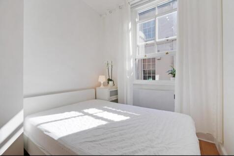 Bedroom 1.jpg
