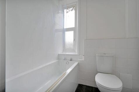 Bathroom2.jpg