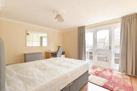 Netherthorpe, bedroom 1, pic 1.jpg