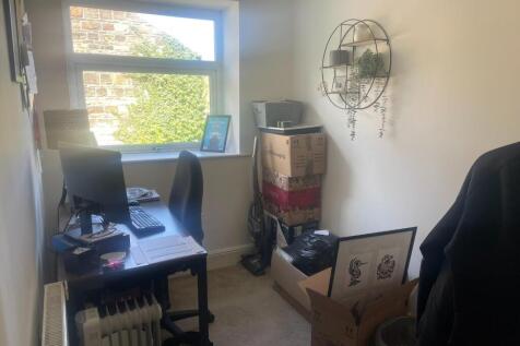 Rear Bedroom