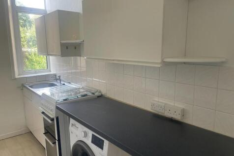 Kitchen.JPEG