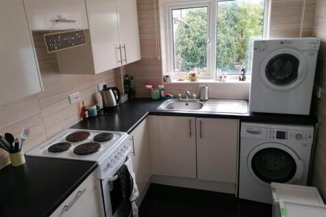 459 Springvale Road - Kitchen 1.jpg