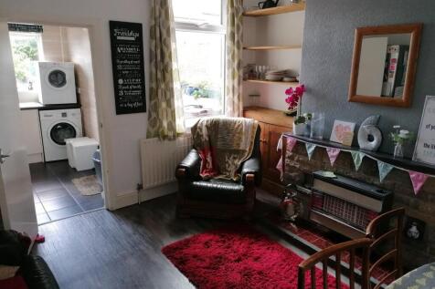 459 Springvale Road - Lounge 2.jpg