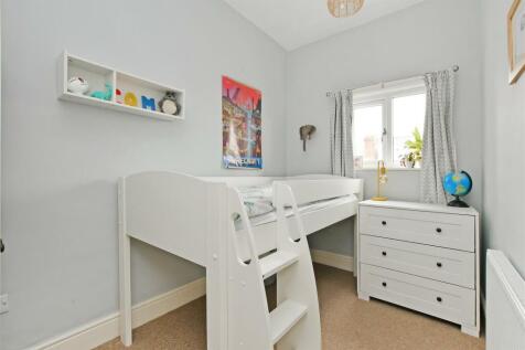 Bedroom 2.jpeg