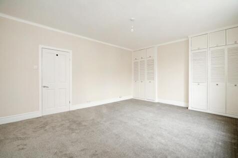 Front Bedroom