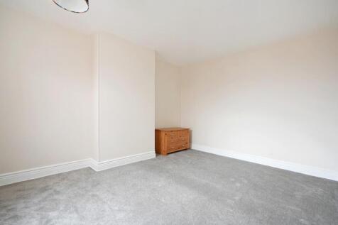 Rear Bedroom