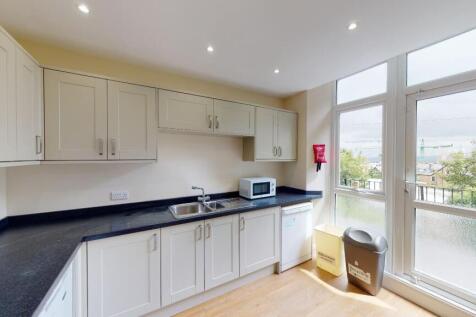 557-Crookesmoor-Road- Kitchen.jpg