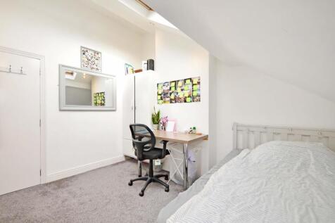 99 Harcourt, F3 - Bedoom 1, pic 2.jpg