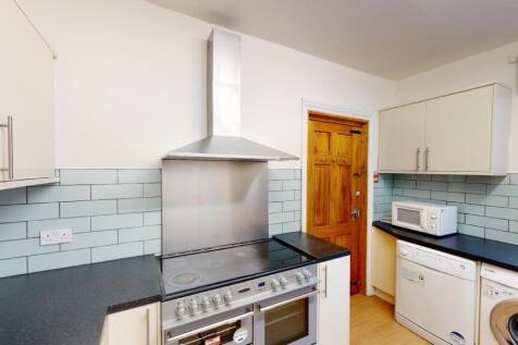 17-Wilkinson-Street-kitchen 2020 pic 3.jpg