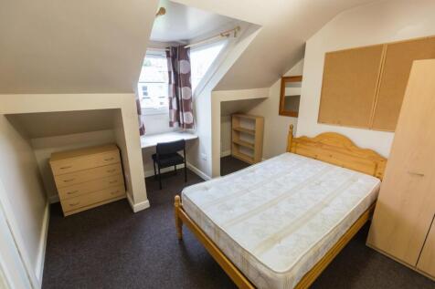 17 WIlkinson St room 7.jpg