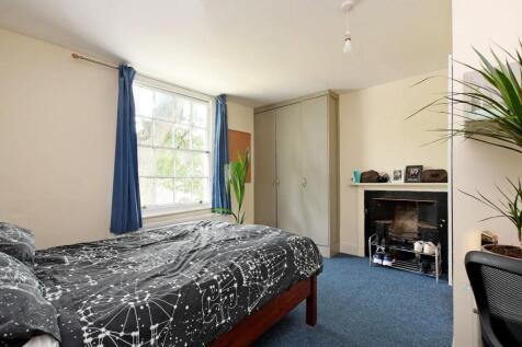 94 Gell St, bedroom 2.jpg