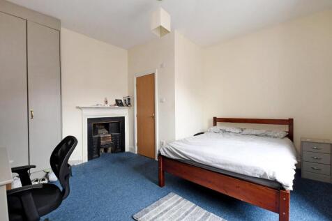 94 Gell St, bedroom 4.jpg