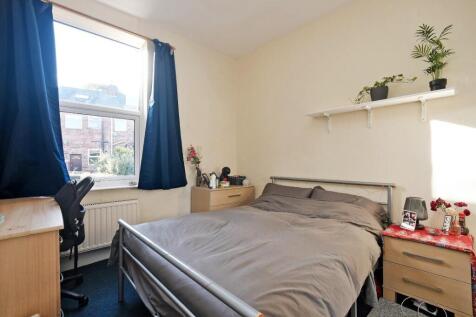 61 Crookes Rd - bedroom 3.jpg