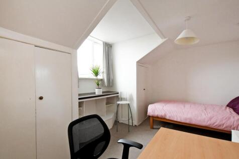 28 Aldred Road, bedroom 4.jpg