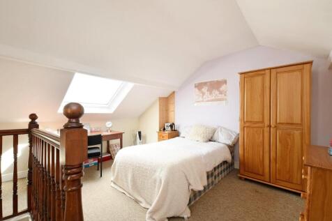 3 Beehive Road, bedroom 4.jpg