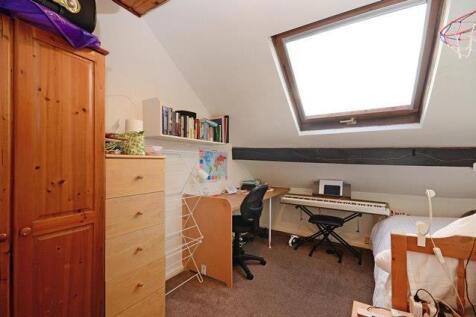 BT47 - Room 5, pic 1.JPG