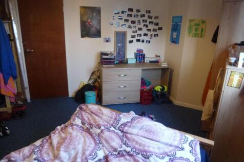 222 School - Bedroom 2.JPG