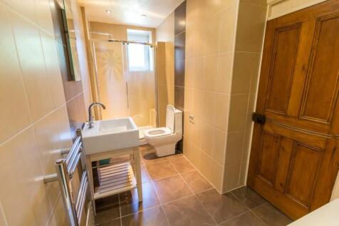 128-Crookesmoor-Road-bathroom.jpg
