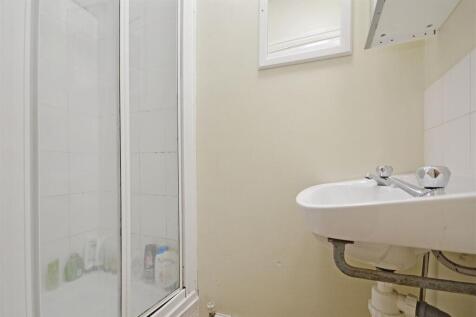 49 Bower Road Shower Room 2.jpg